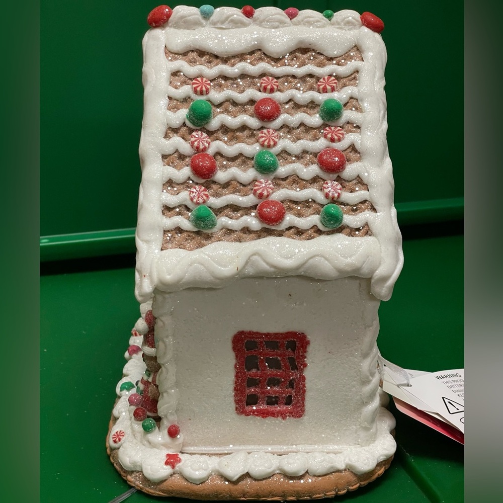 Gingerbread House - Picture 8 of 12